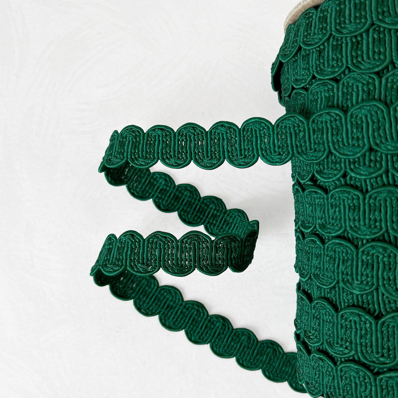 Wavy_Line_Gimp_Braid