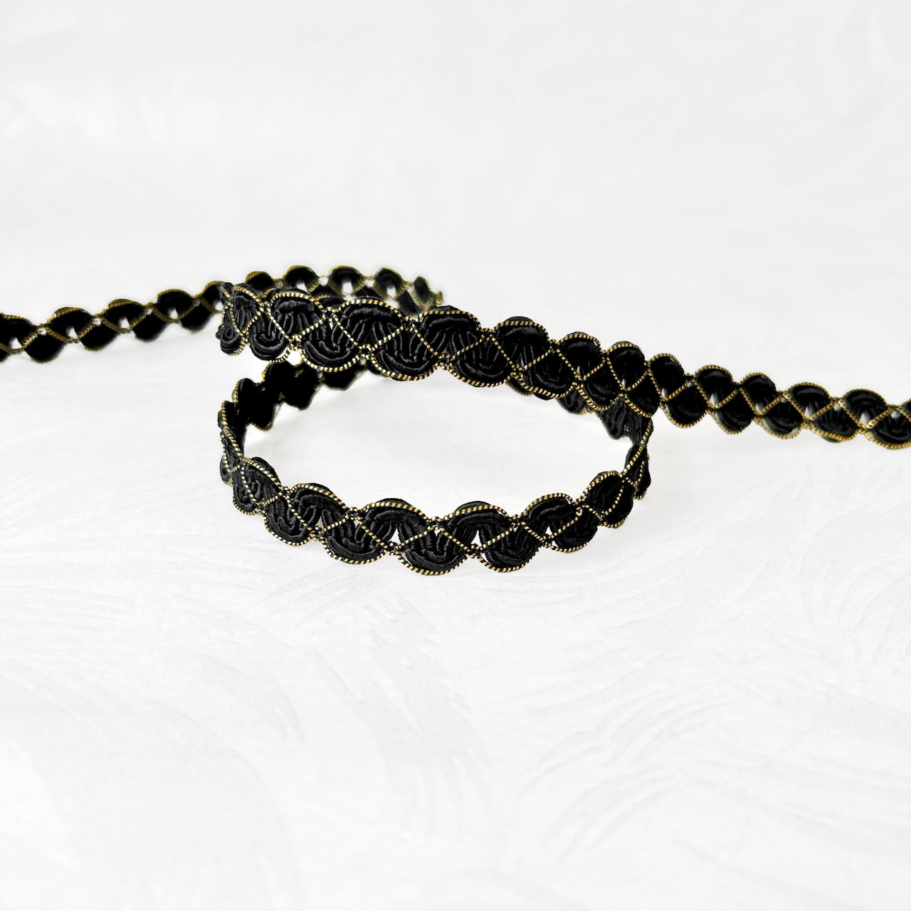 Wavy_Line_Gimp_Passementerie