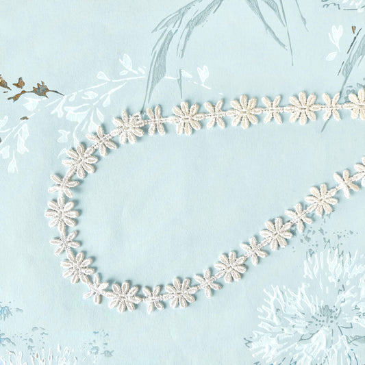 White_Floral_Chain_Lace