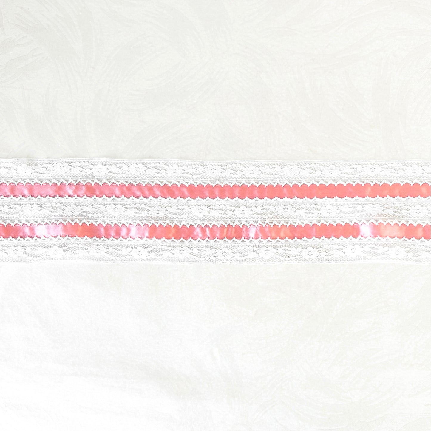 Wide_Floral_Lace_With_Ribbon_Inset