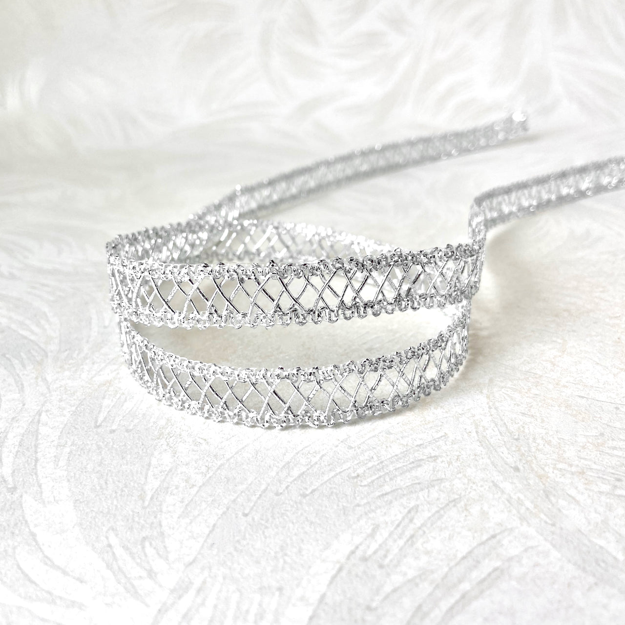 Wired_Metallic_Fence_Braid