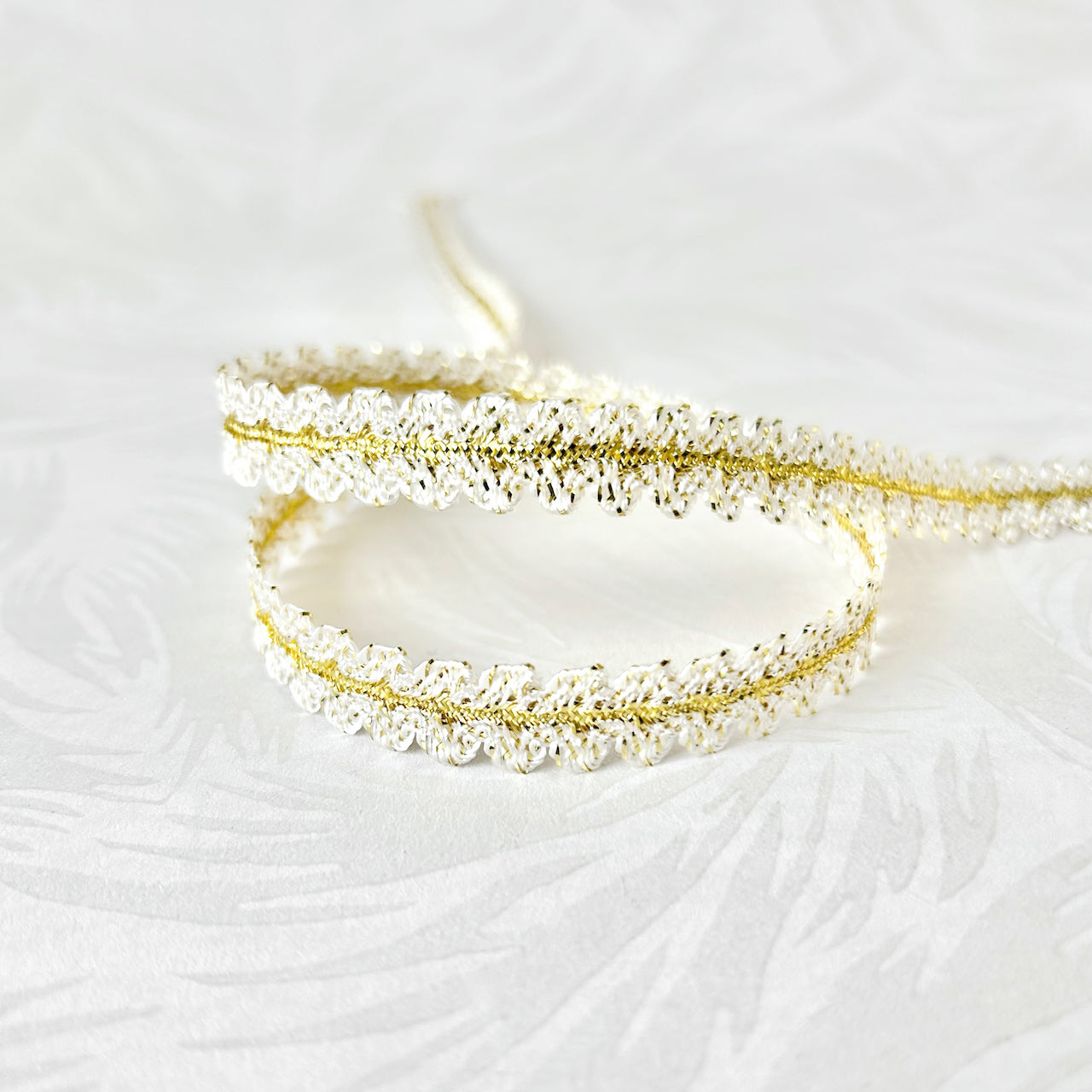 Wired_Metallic_Gimp_Braid