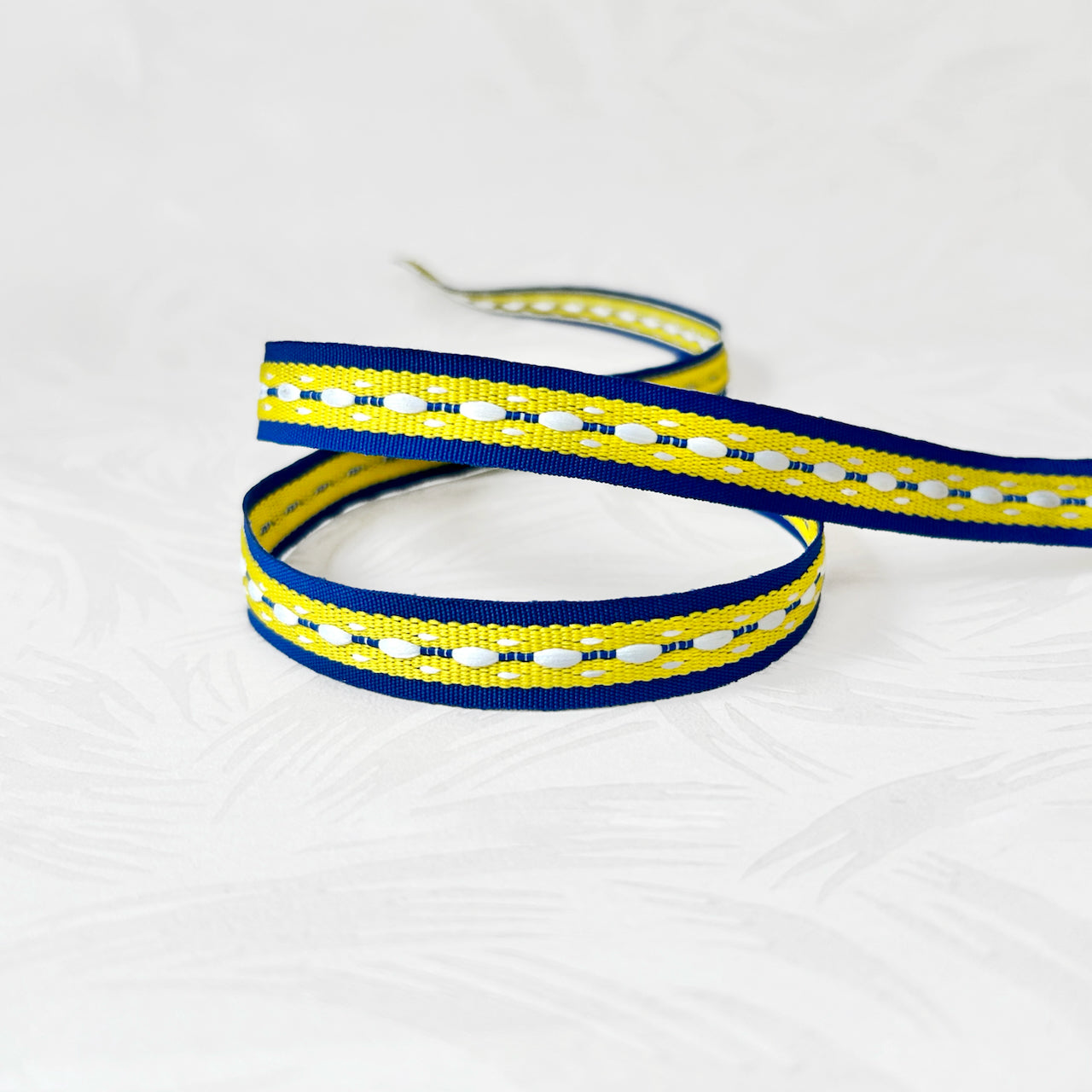 Woven_Center_Dash_Stripe_Braid_Tape