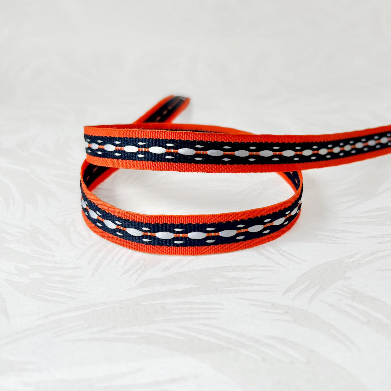 Woven_Center_Dash_Stripe_Braid_Tape