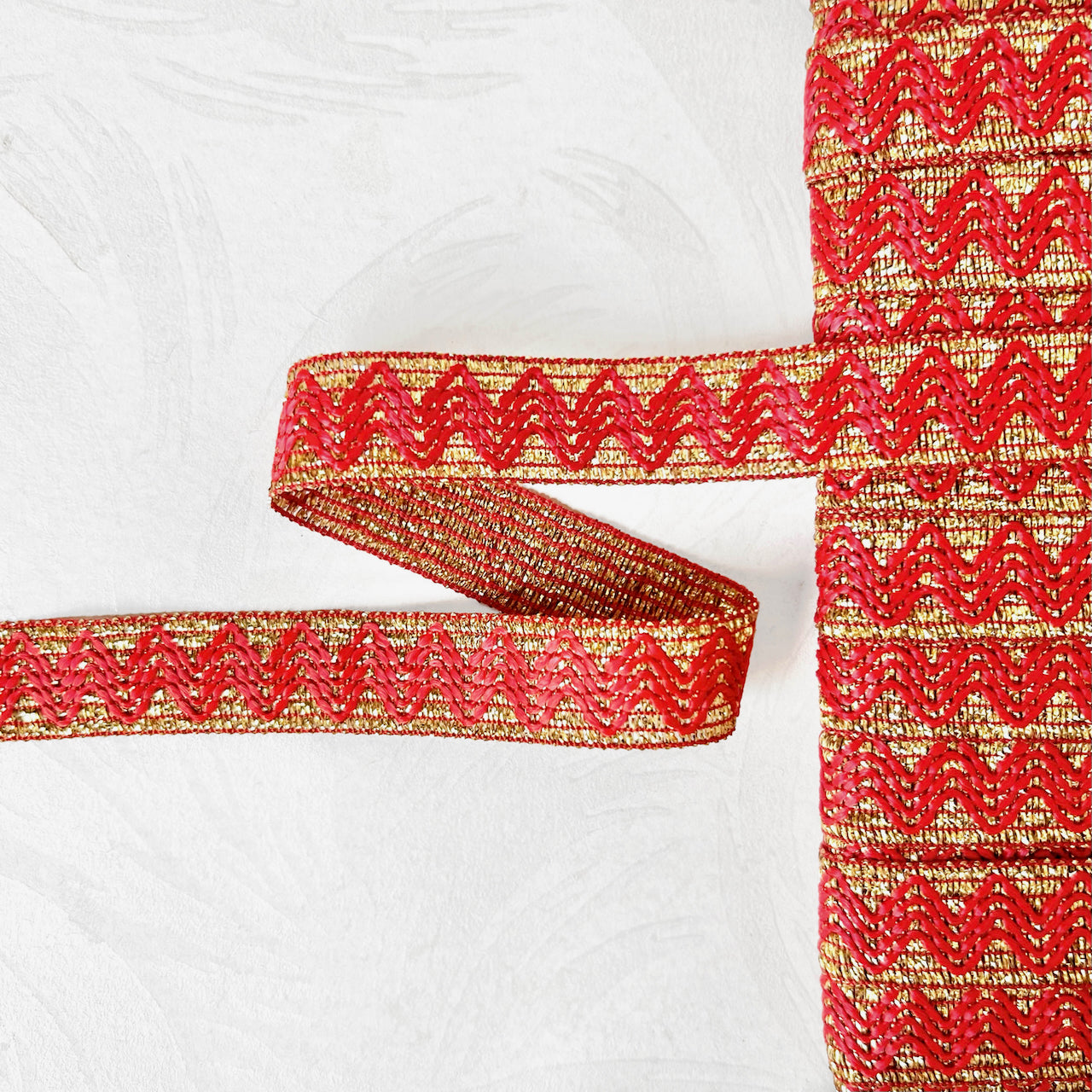 Zig_Zag_Metallic_Weave