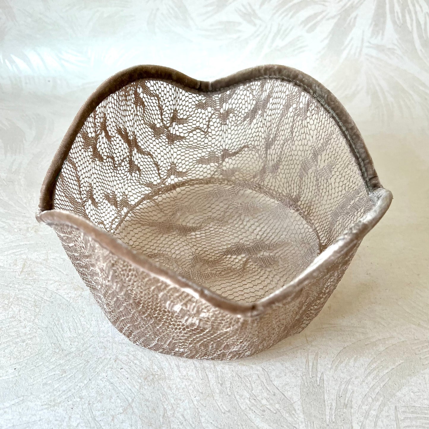 Lace Net Hat Lining Millinery Frame - Scallop Suit