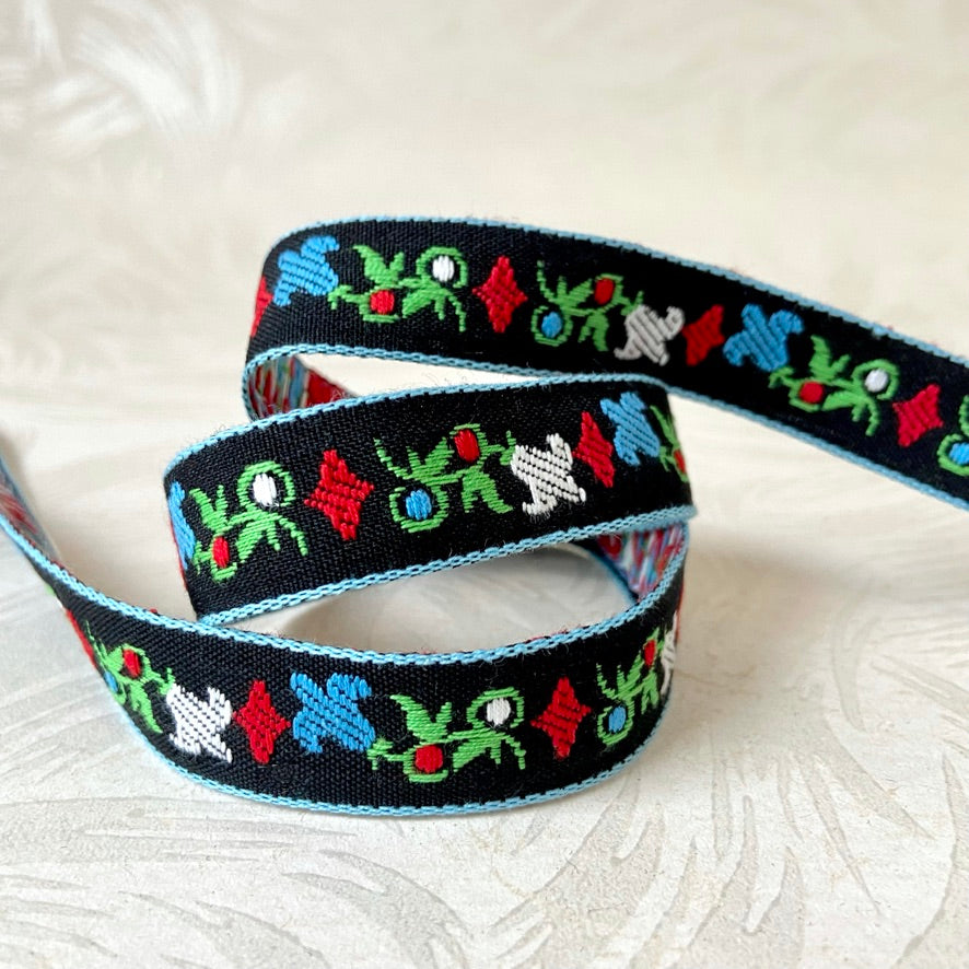 Tulip Flourish Jacquard - Multiple Colorways