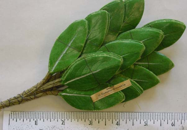 Gardenia Leaves Center Stripe - Vintage