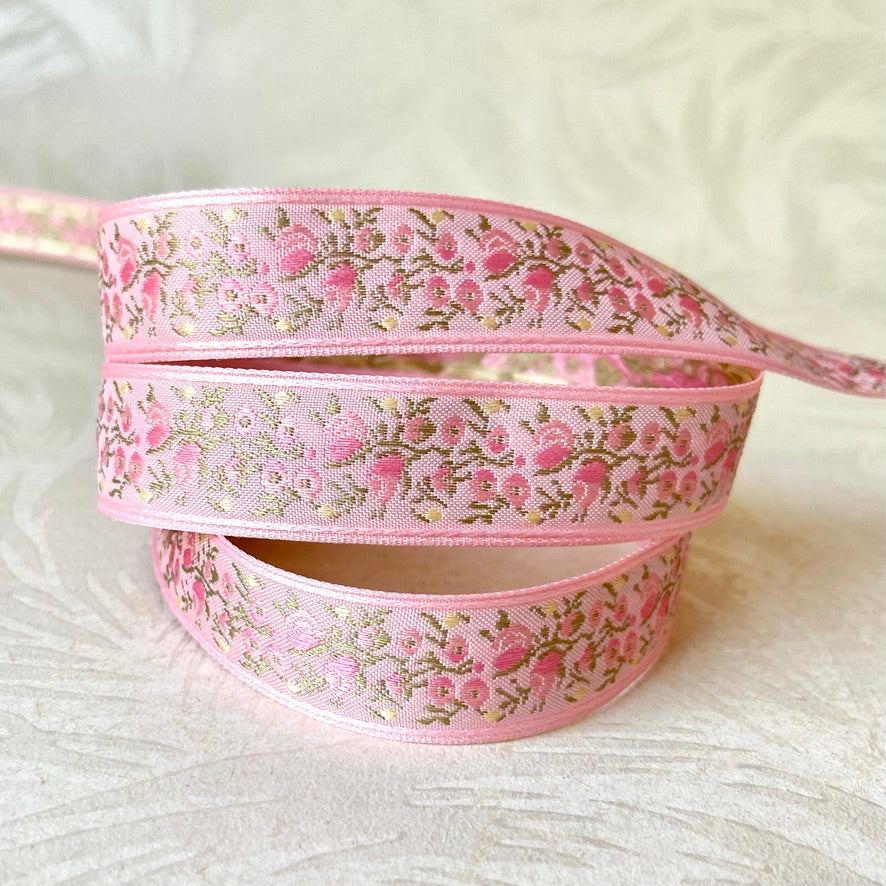 Rambling Floral Vine Jacquard - Multiple Colorways