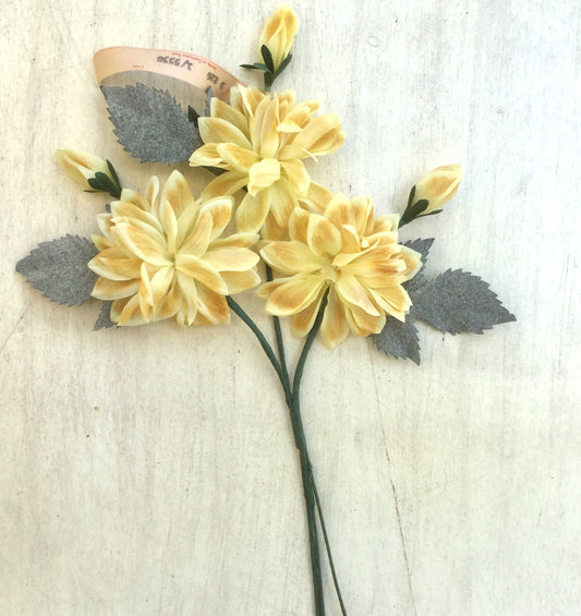 Dahlia Trio Spray - Vintage