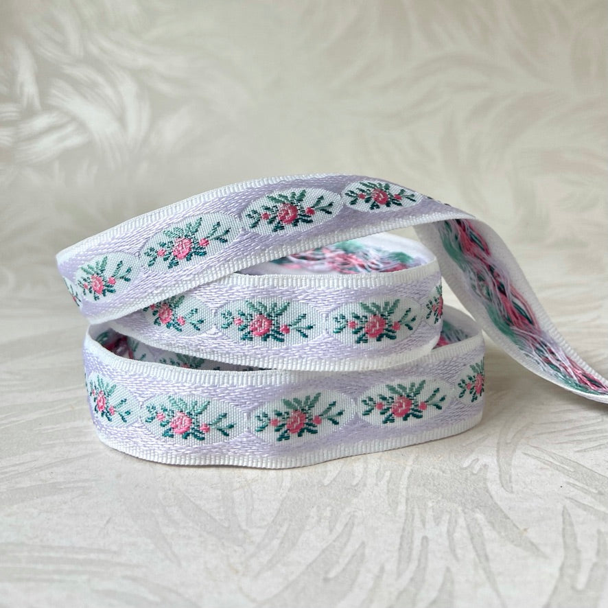 Oval Bouquet Floral Jacquard - Multiple Colorways