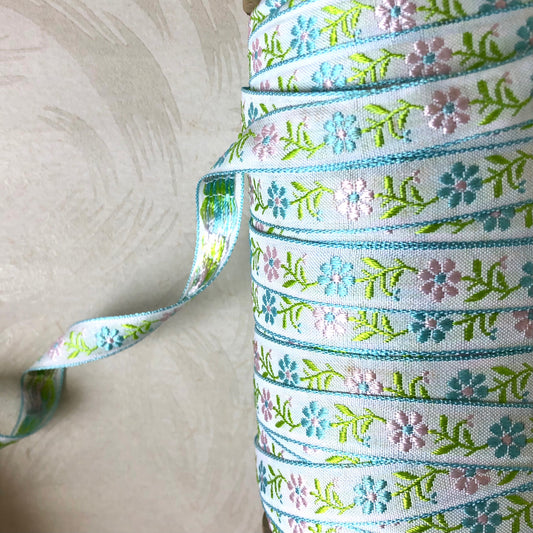 Narrow Daisy Jacquard - Vintage - Multiple Colorways