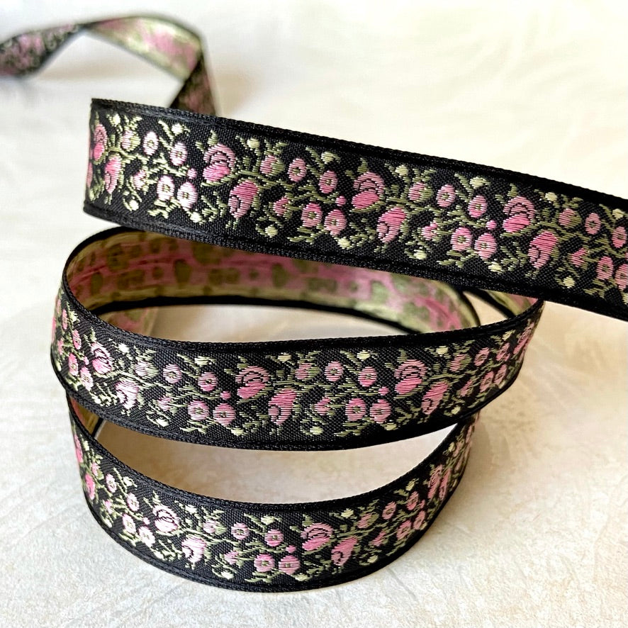 Rambling Floral Vine Jacquard - Multiple Colorways