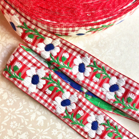 Floral_Vine_Jacquard_Ribbon