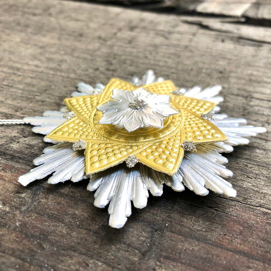 Dresden_Medallion_Ornament_Kit