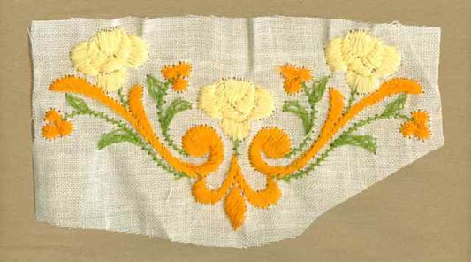 Yellow_Vintage_Applique_"V"_Shape_Flower_Motif