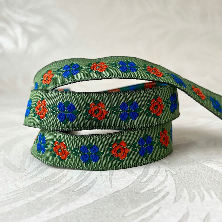 Bouquet Jacquard - Multiple Colorways