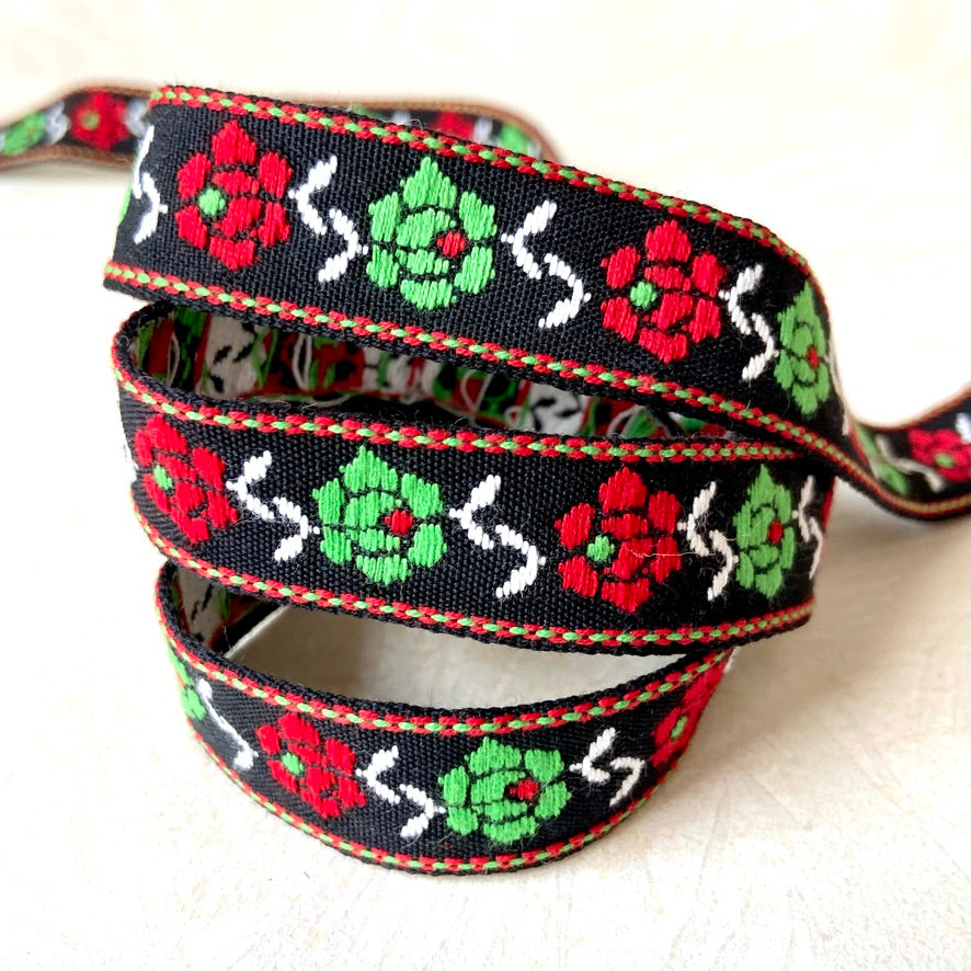 Floral_Jacquard_Ribbon