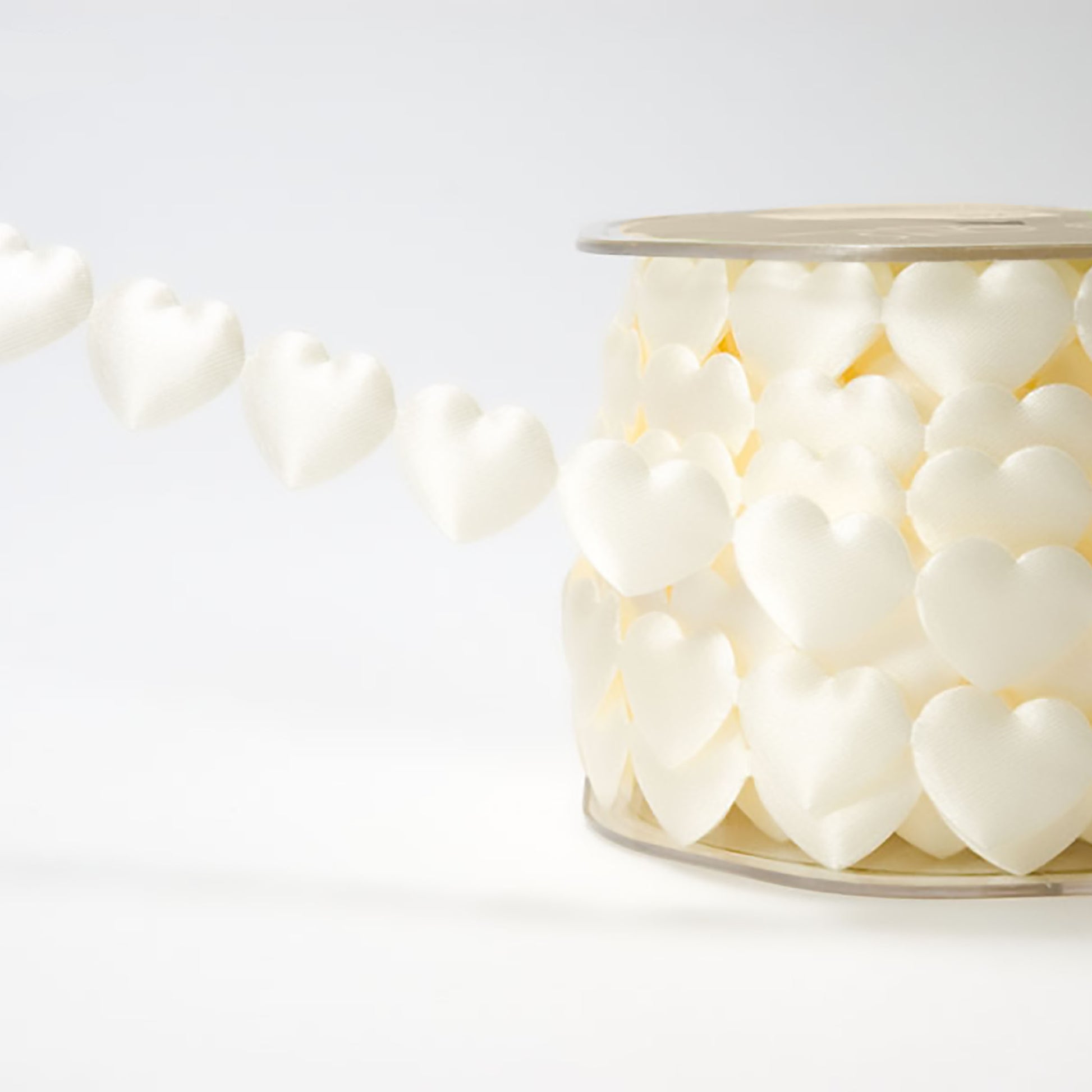 Puffy_Satin_Heart_Banner_Ribbon