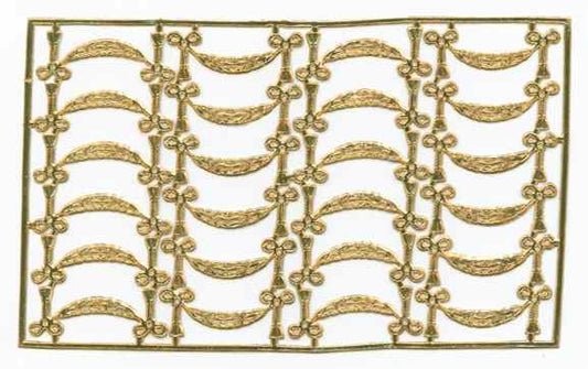 Antique_Gold_Dresden_Swag