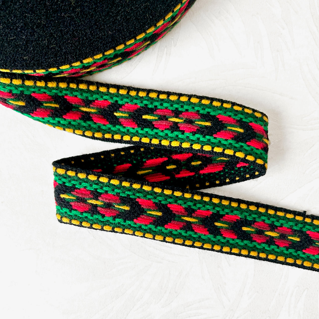 Arrow_Jacquard_Ribbon