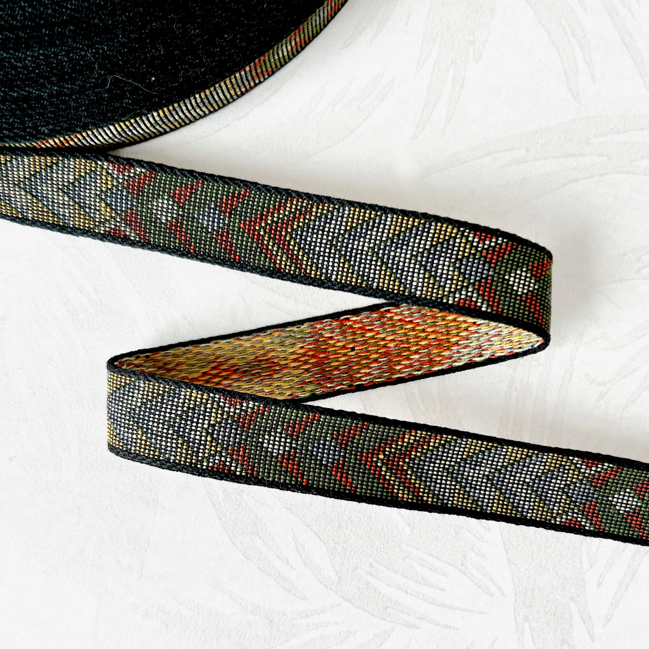 Arrow_Jacquard_Ribbon