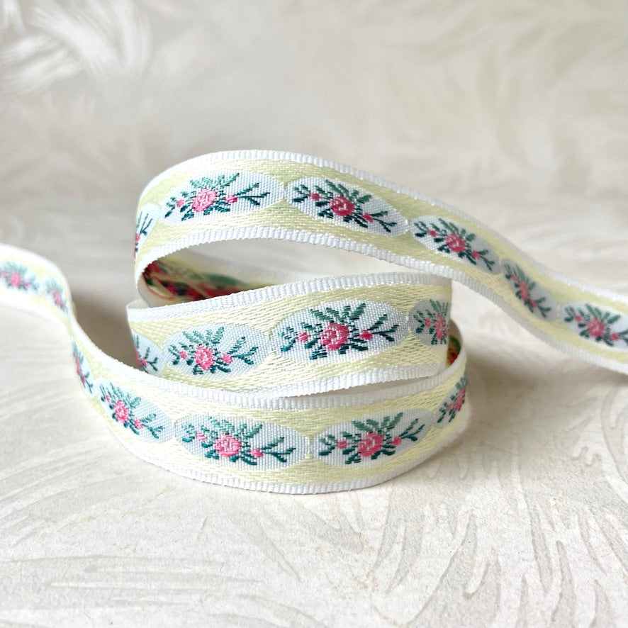 Oval Bouquet Floral Jacquard - Multiple Colorways