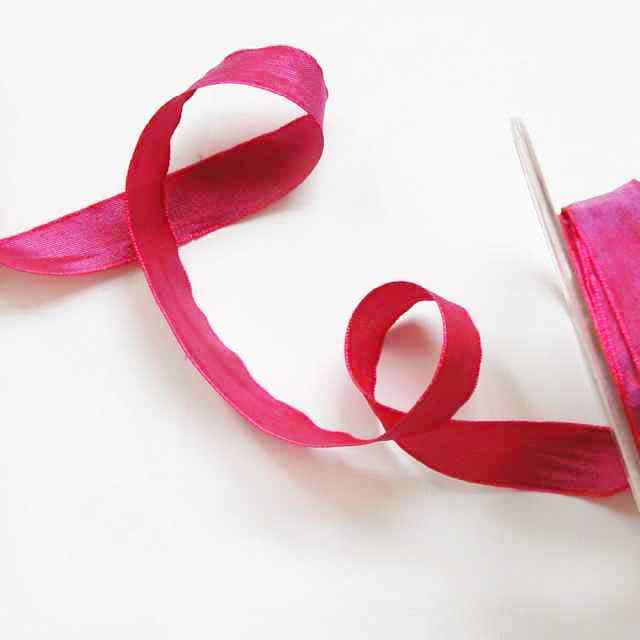 Fuchsia_Lavender_Edged_Taffeta_5/8"
