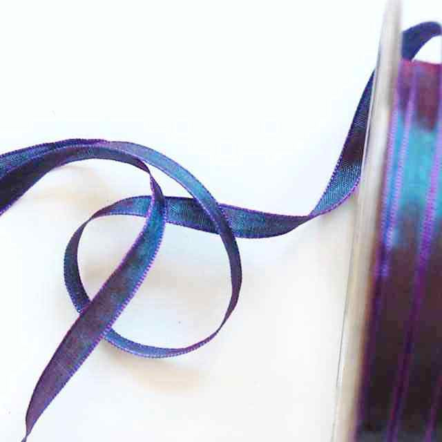 Violet_Turquoise_Edged_Taffeta_1/4"