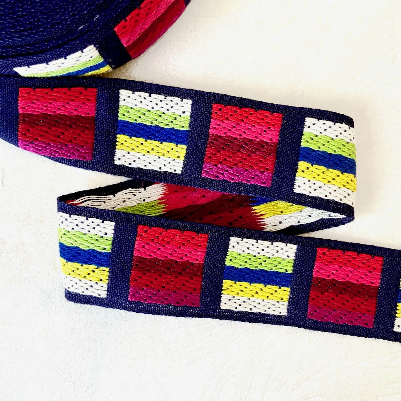 Bars_Jacquard_Ribbon