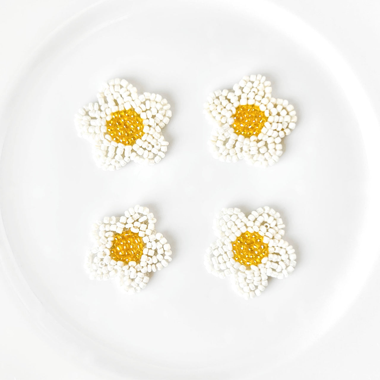 Beaded_Flower_Applique