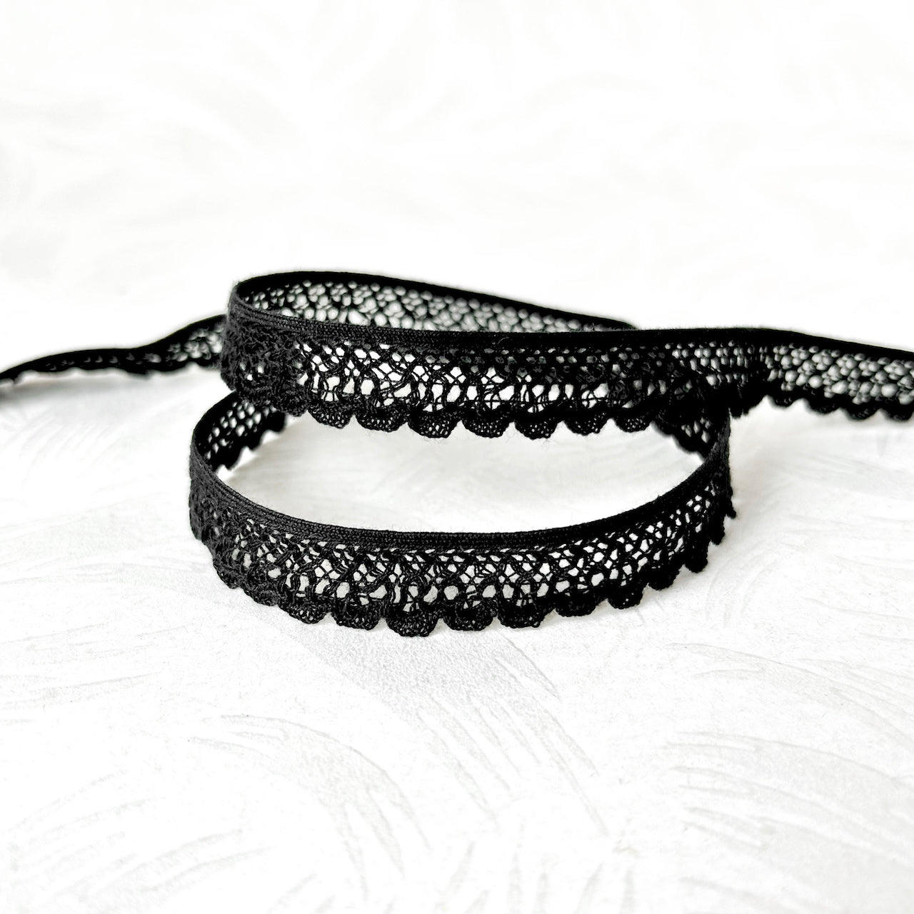 Black_Cluny_Lace