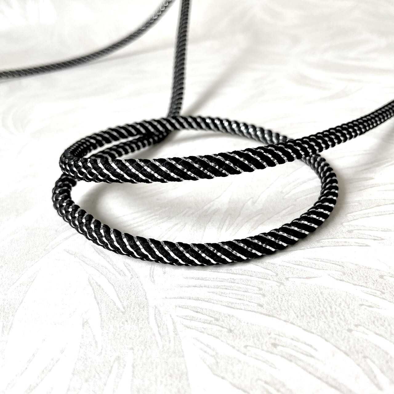 Black_Silver_Cord