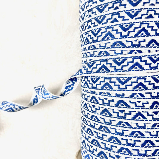 Blue_Geometric_Jacquard_Ribbon