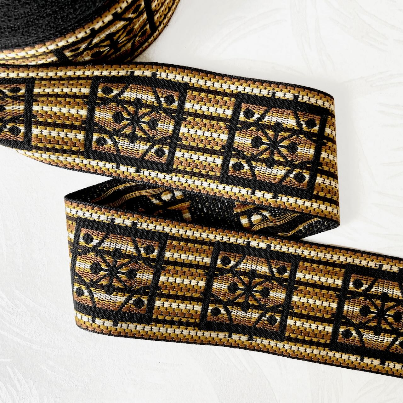 Brown_Geometric_Jacquard_Ribbon