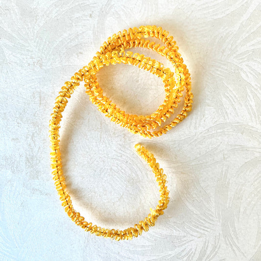 Wavy Chenille Loop Wire