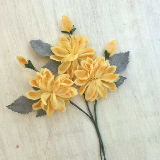 Dahlia Trio Spray - Vintage