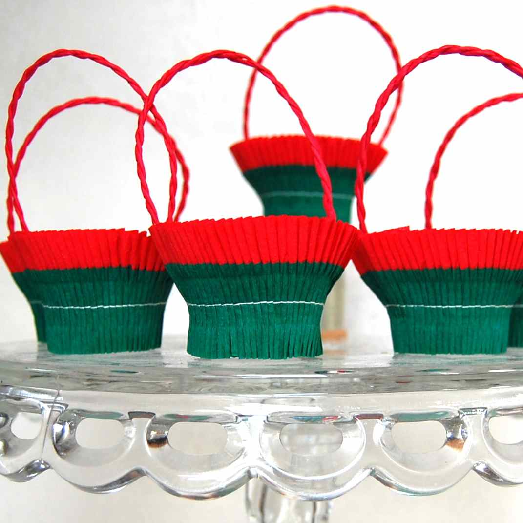Crepe Paper Party Cups