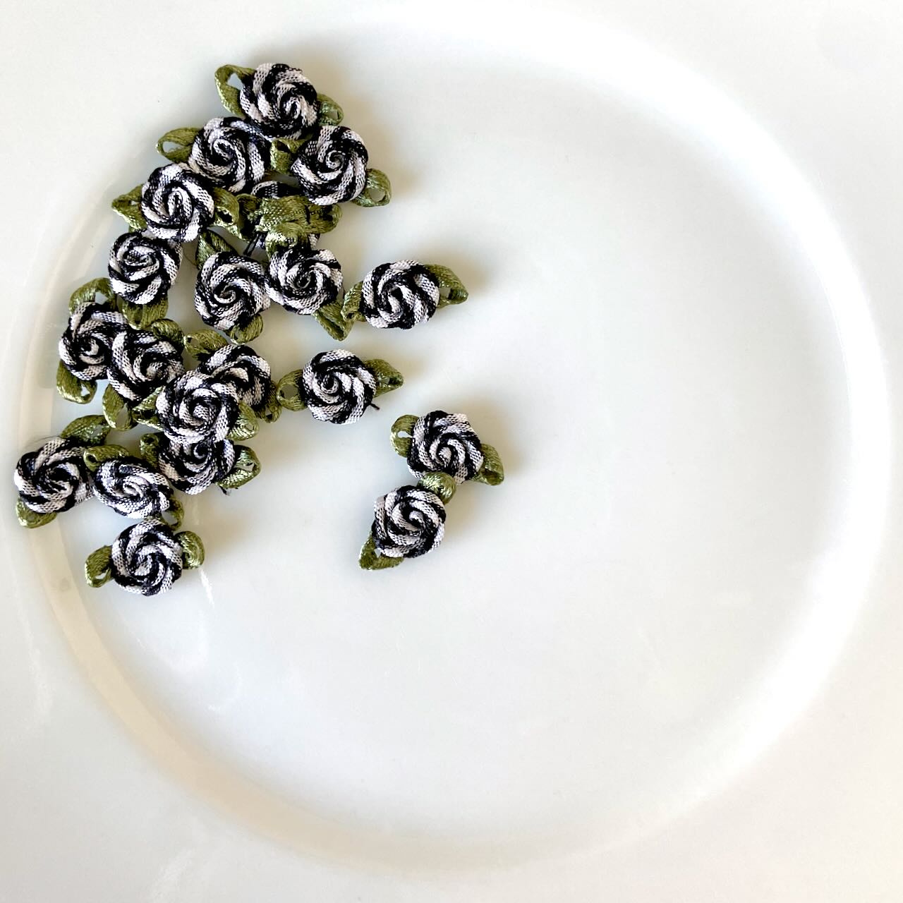 Candy_Striped_Rosette