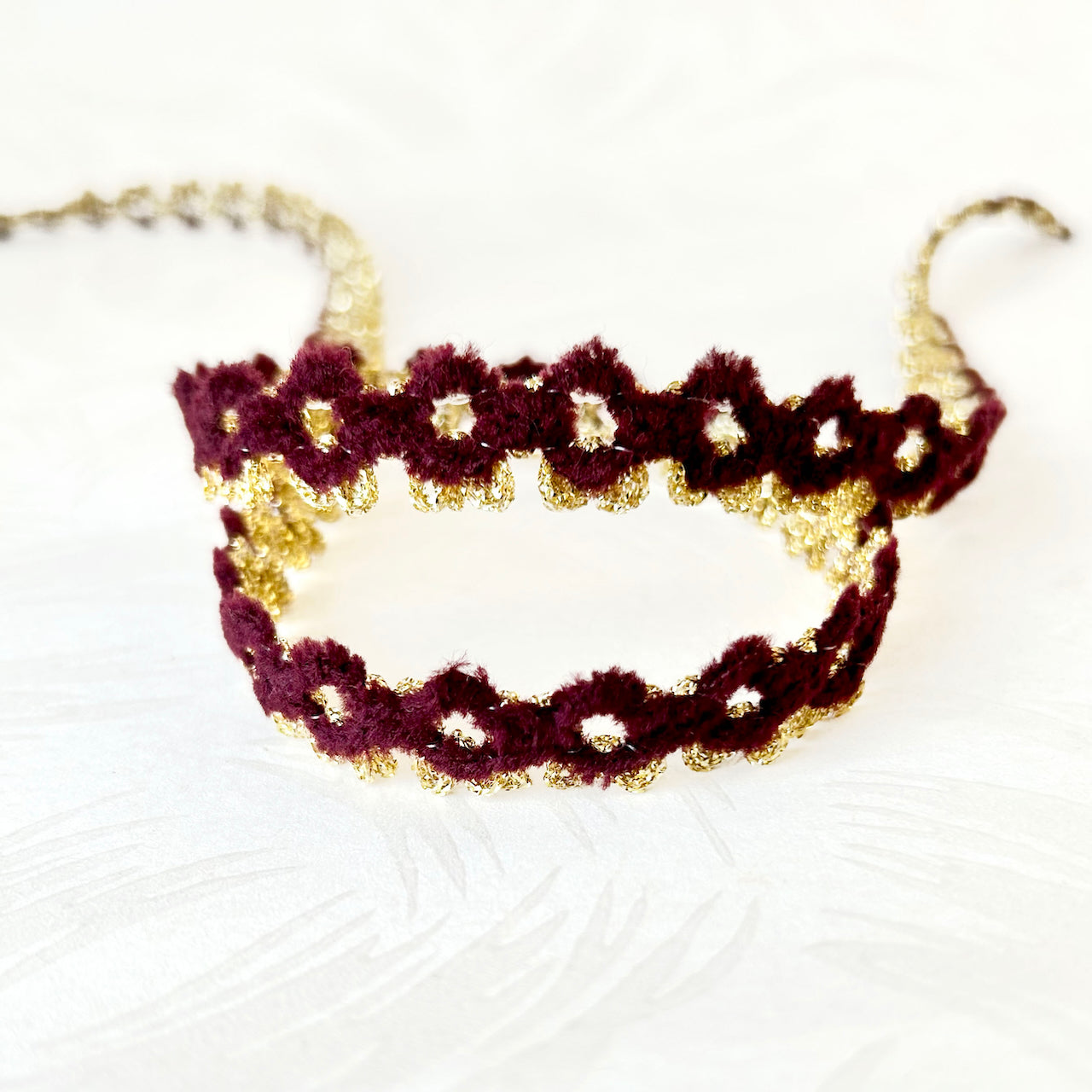 Chenille_Metallic_Scalloped_Braid