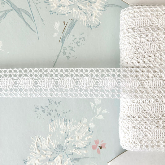 Circle_Cluny_Lace
