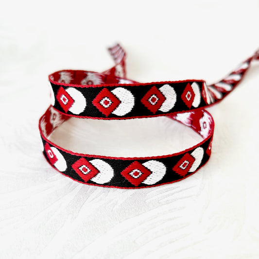 Circle_Diamond_Jacquard_Ribbon
