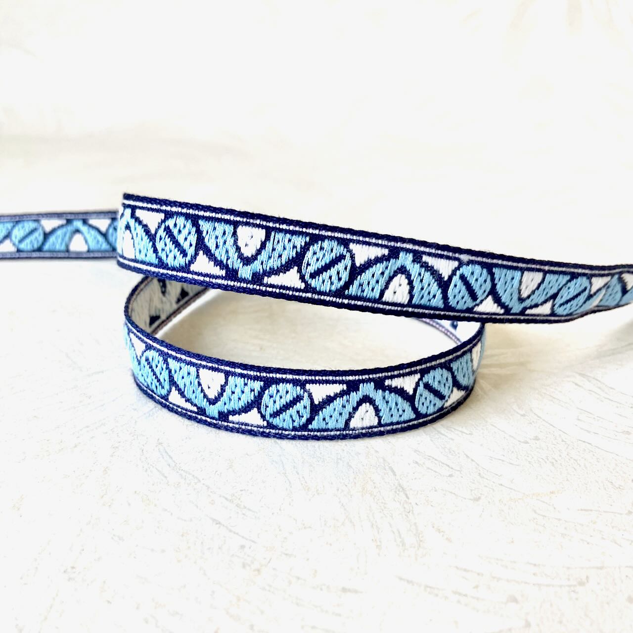 Circle_Jacquard_Ribbon