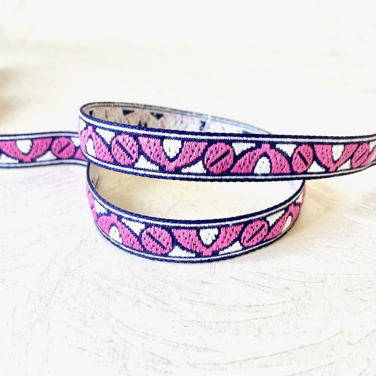 Circle_Jacquard_Ribbon