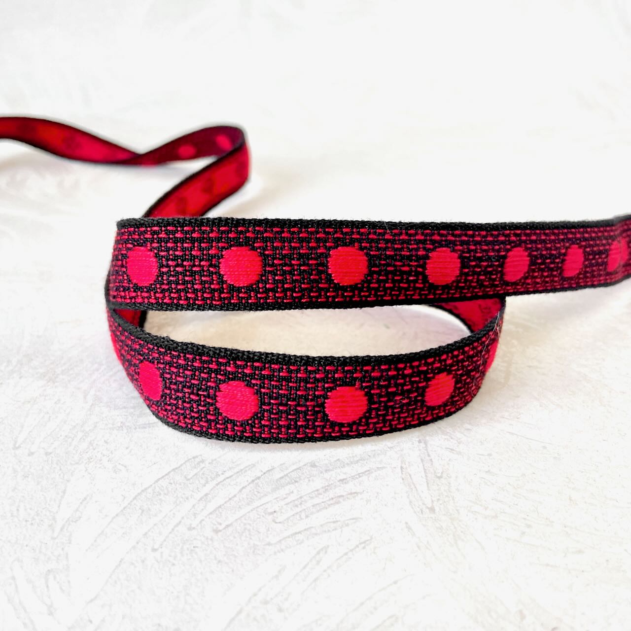 Circle_Jacquard_Ribbon