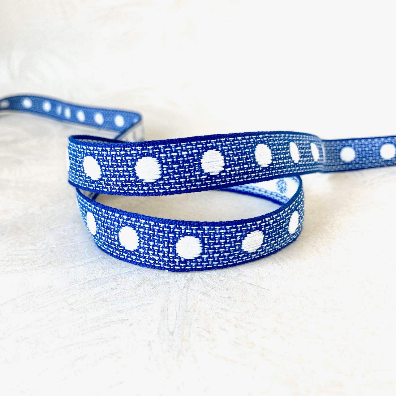 Circle_Jacquard_Ribbon