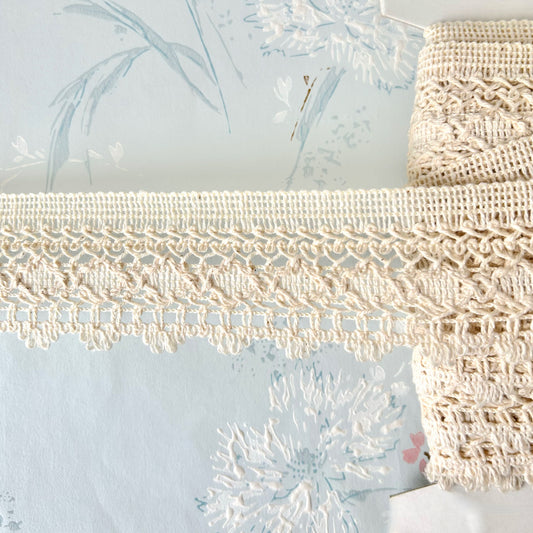 Cluny_Lace