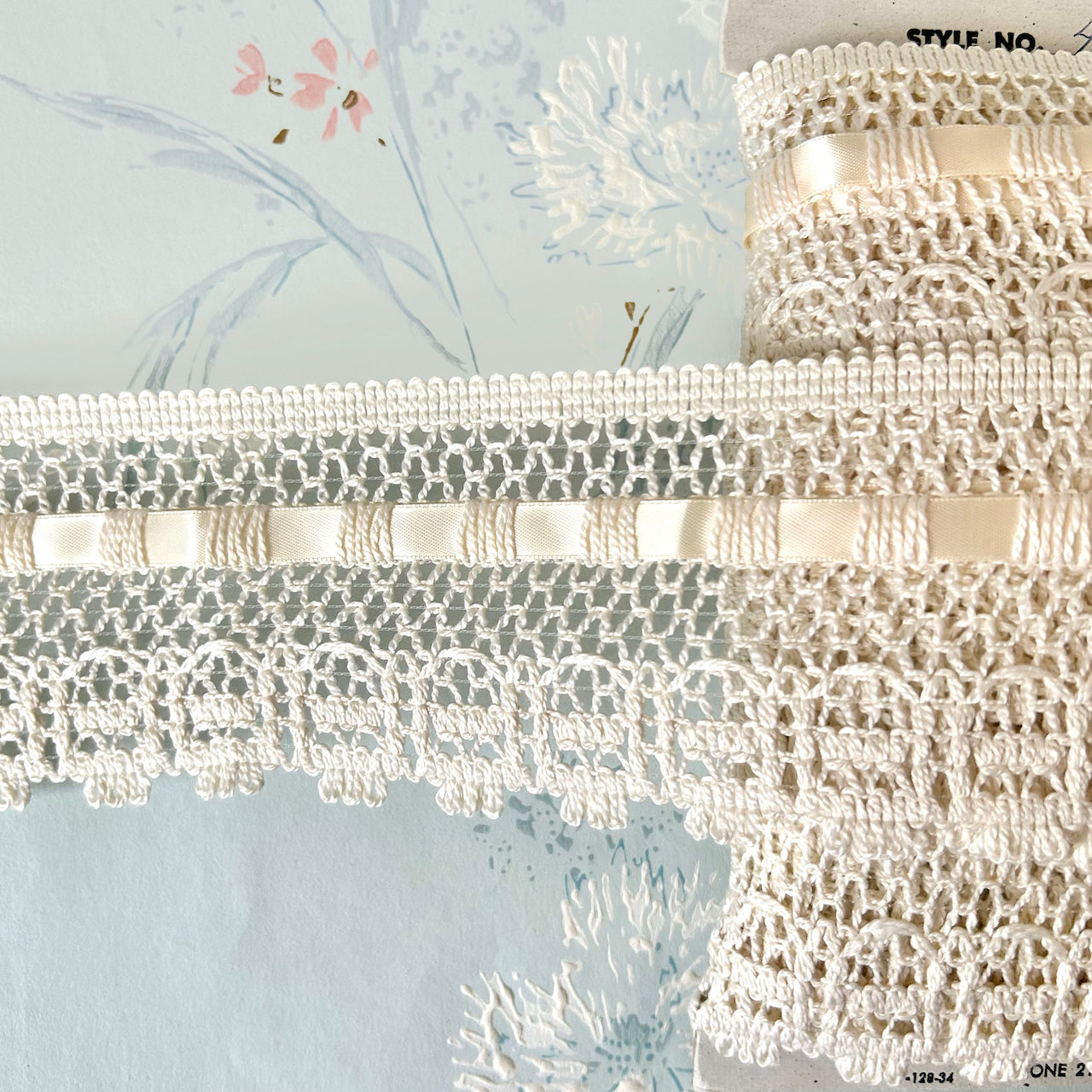 Cluny_Lace