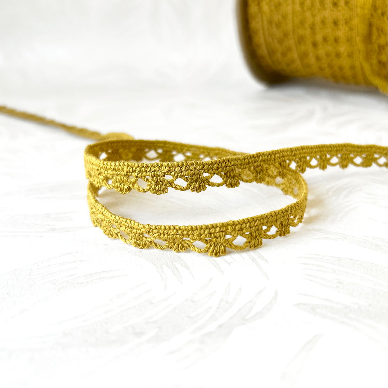 Antique_Gold_Cotton_Cluny_Lace