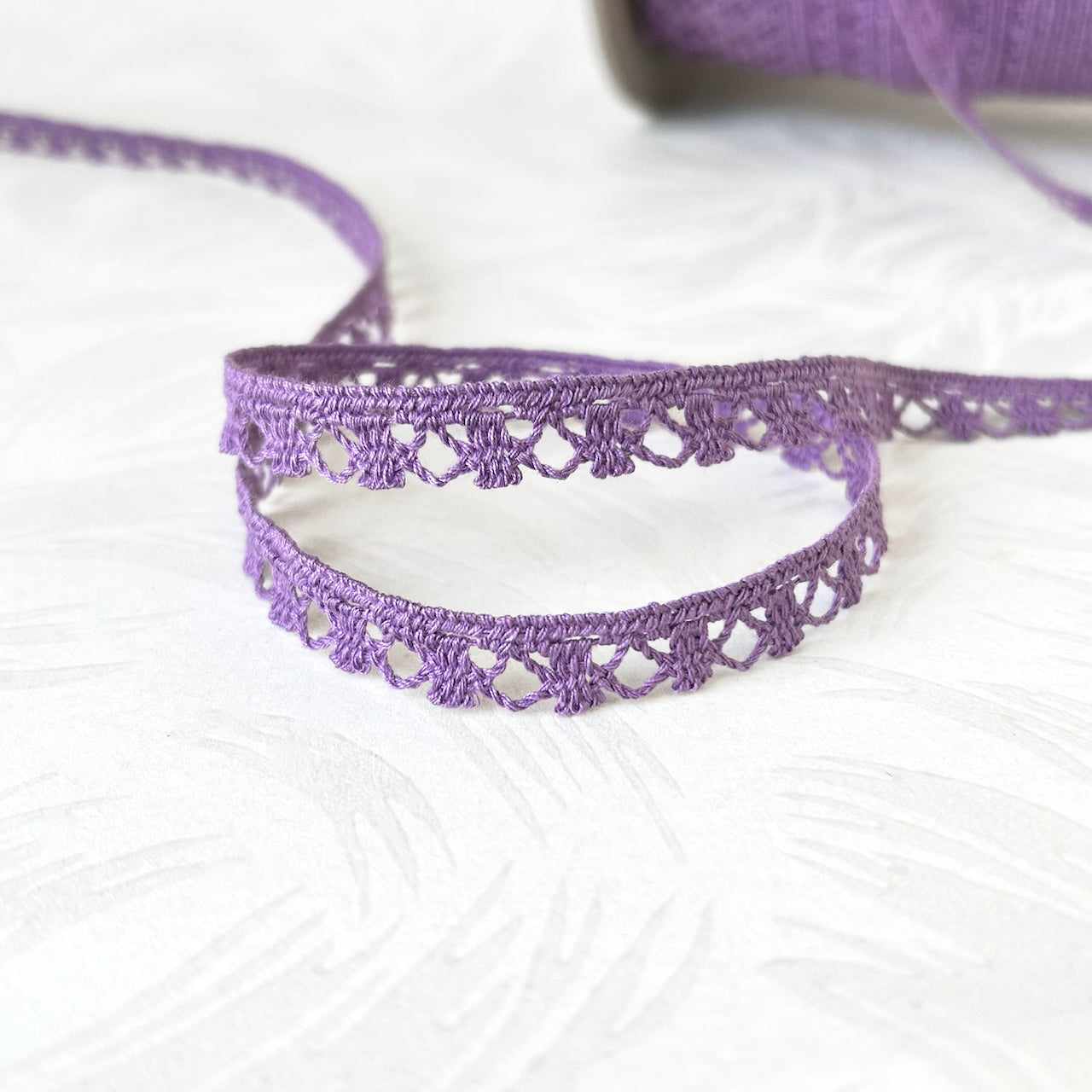 Lavender_Cotton_Cluny_Lace